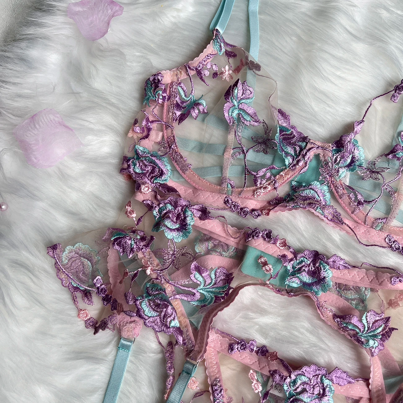 Lingerie Lavender Floral™ | Delicada e Sofisticada