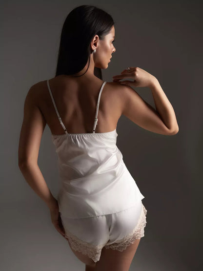 Pijama Sinuetta White™ | Conforto e Elegância